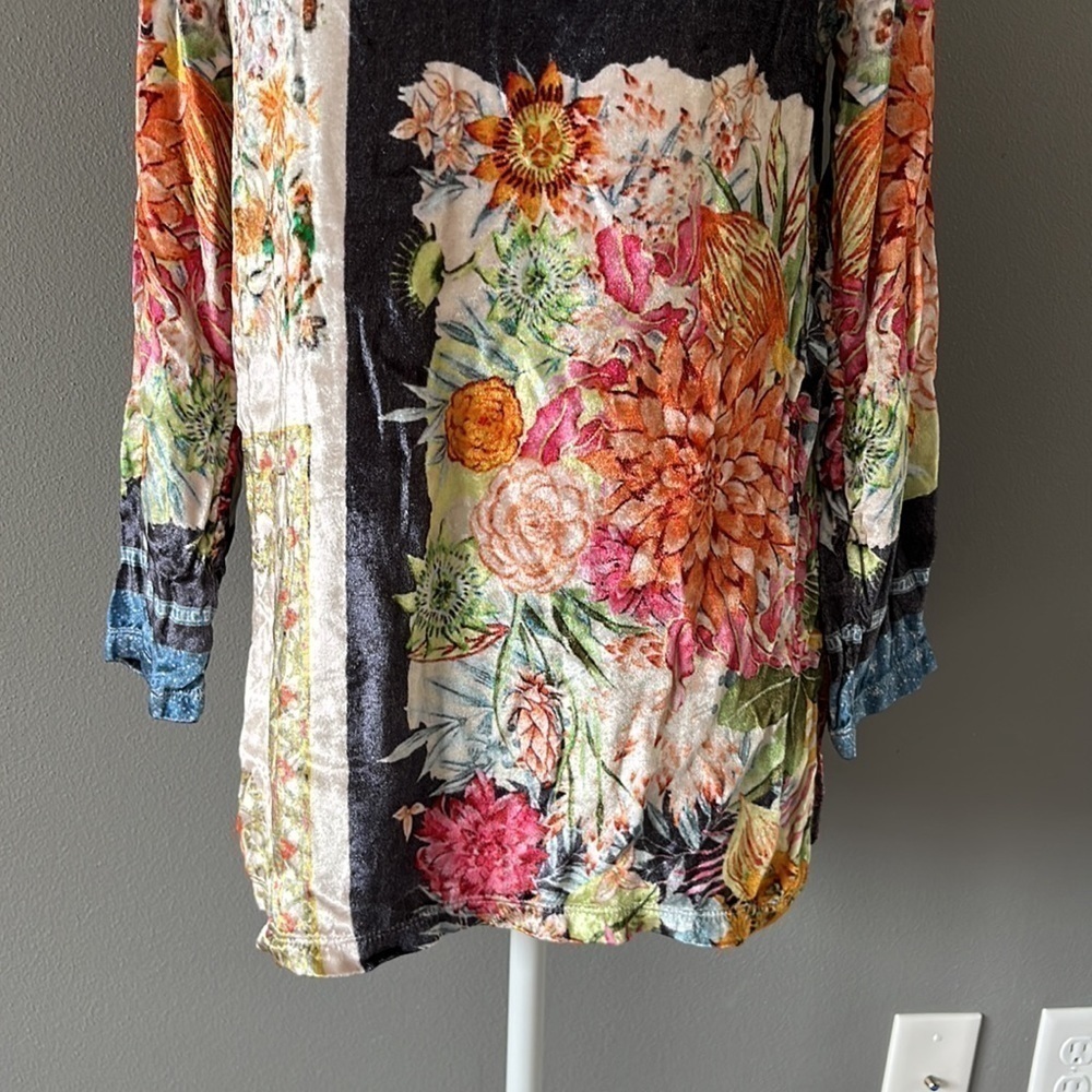 Soft Surroundings Velvet Floral Ashbury Tunic Top - Picture 4 of 13